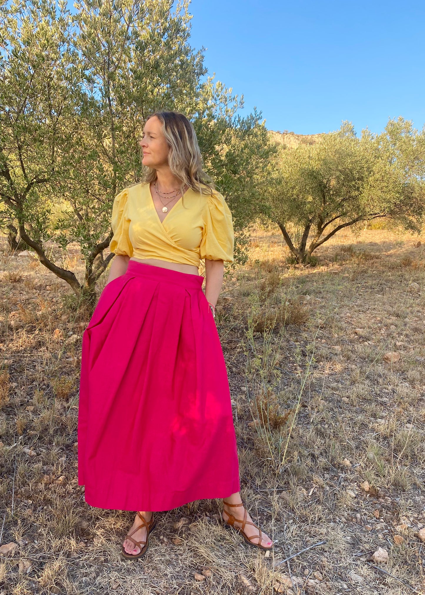 Diane full volume skirt in Raspberry
