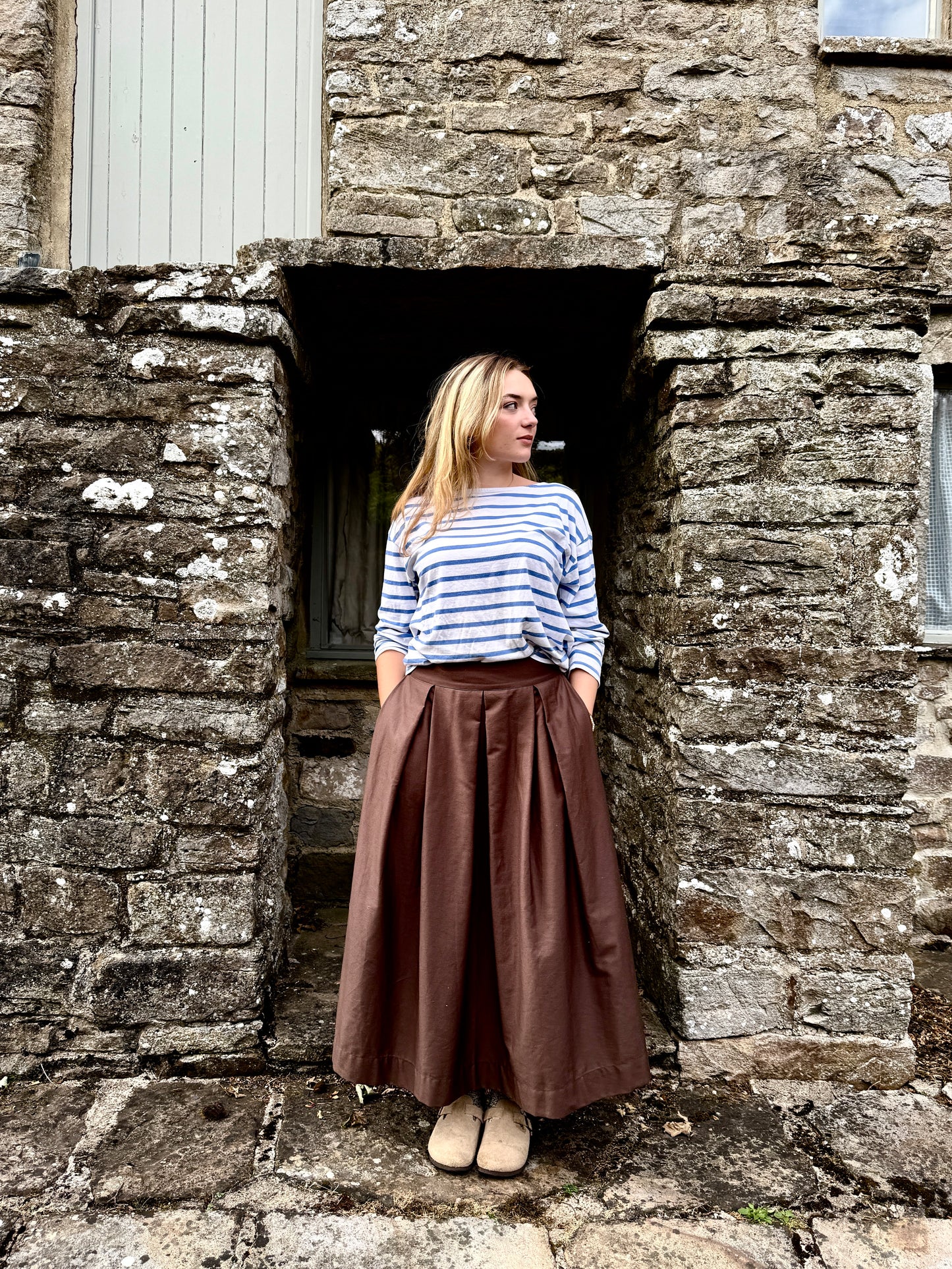'Diane' full volume skirt in Espresso