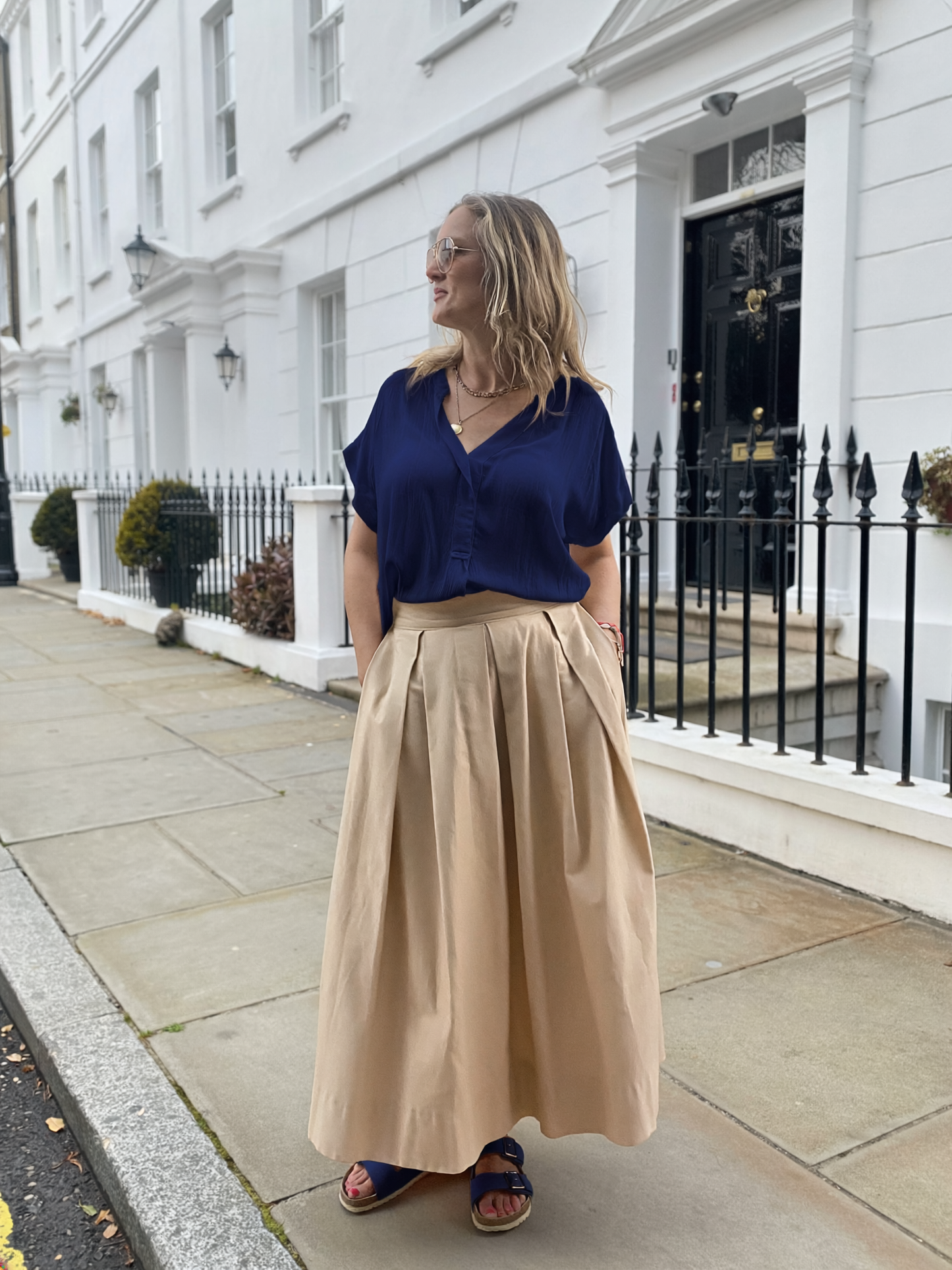 Diane full volume skirt in Champagne