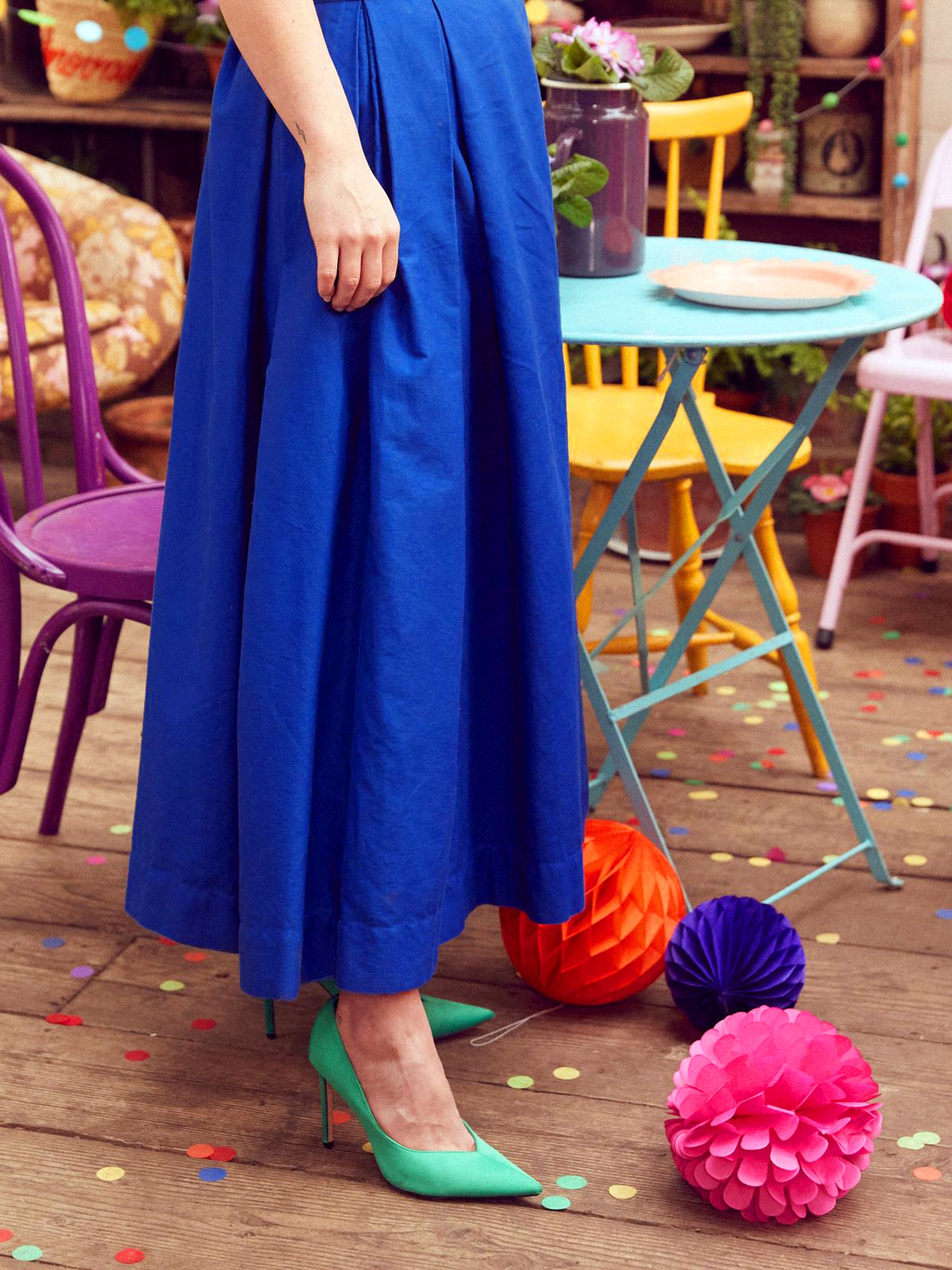 Diane full volume skirt in Cobalt